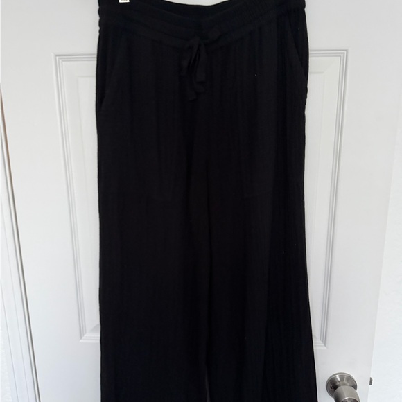 ME+EM Black Set - Ruffled Sleeve Blouse & Matching Pants - Picture 6 of 8